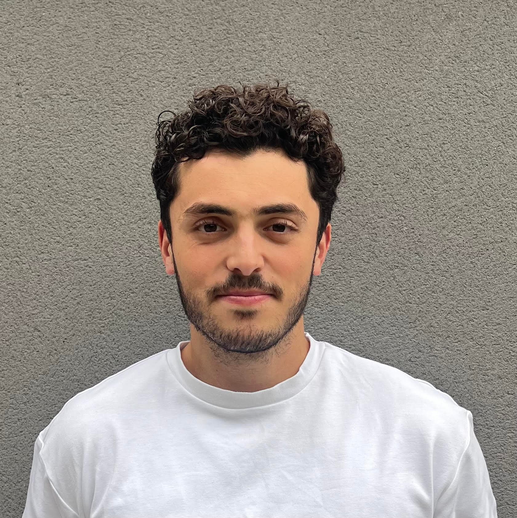 Portrait de Jules Cabeleira, co-fondateur et CTO de DigiCourt